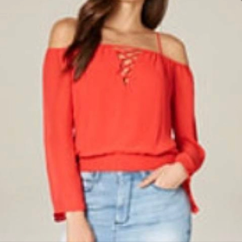 Bebe Hannah Off Shoulder Top